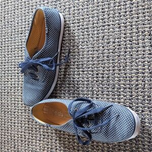 Size 8 Keds